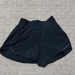 Black lululemon hotty hot short size 2